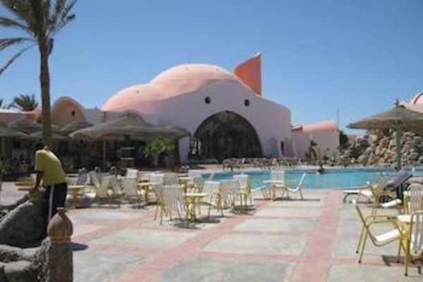 Hotel Shams Alam Beach Resort (Abū Ghuşūn)